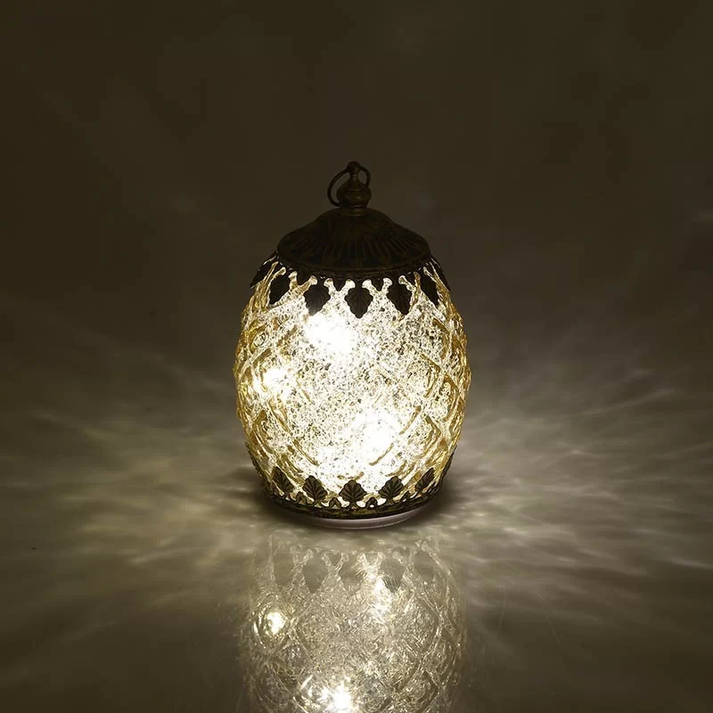 Felinar din sticla si metal cu LED Antique Gold
